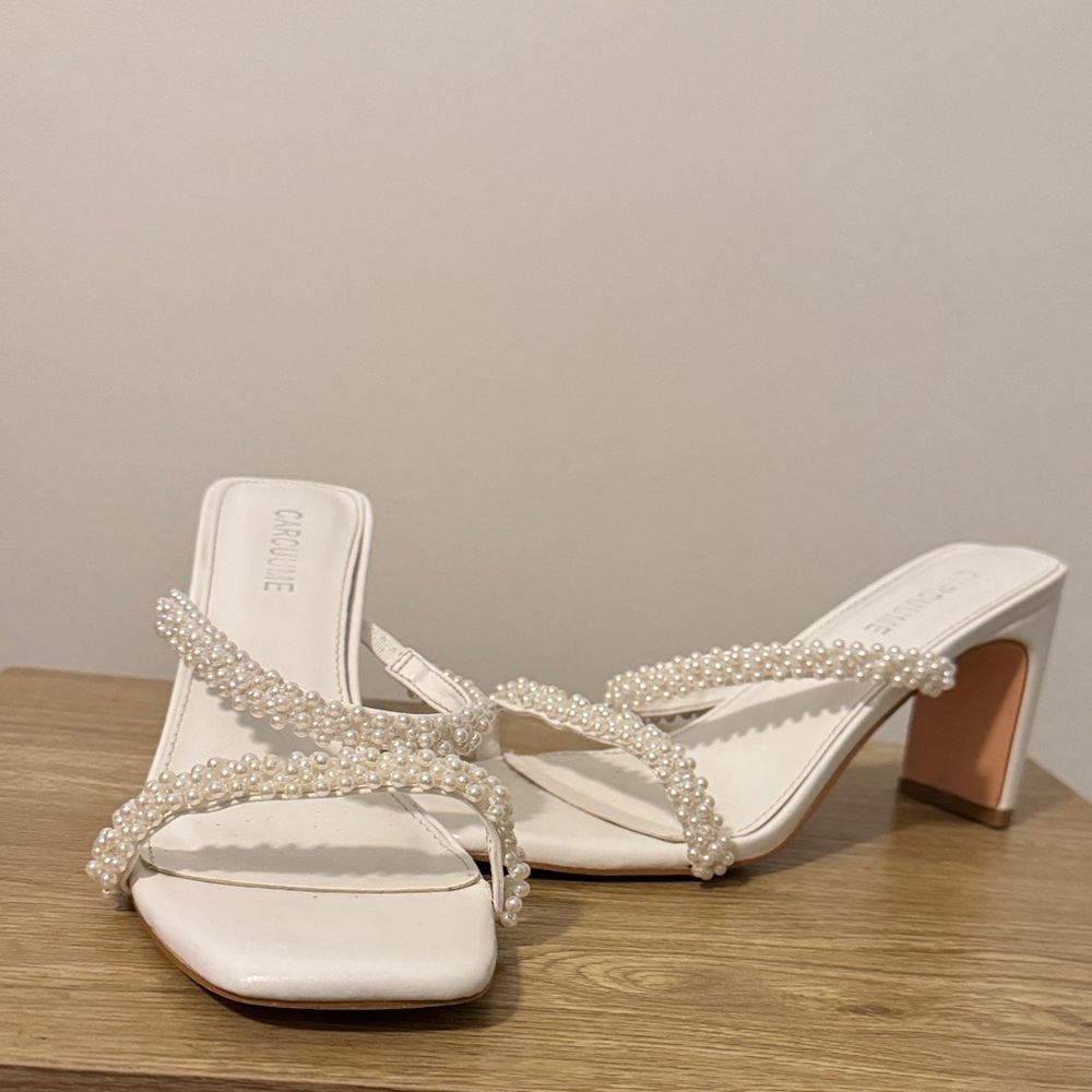 Pearl-Embellished White Heeled Sandals
